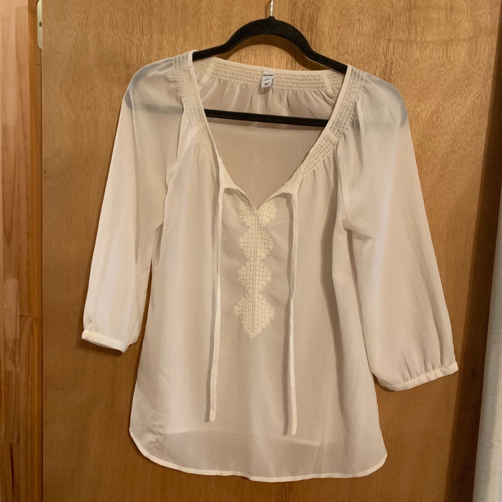 Old Navy White Peasant Blouse